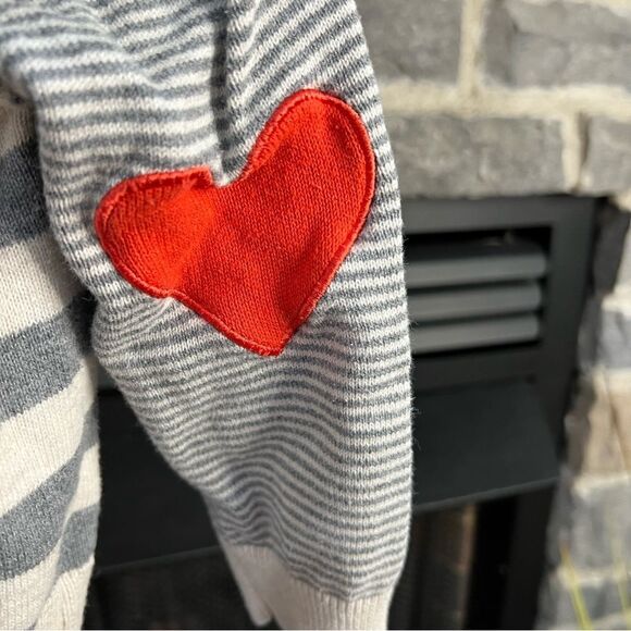 Carter’s Cardigan - Picture 5 of 5